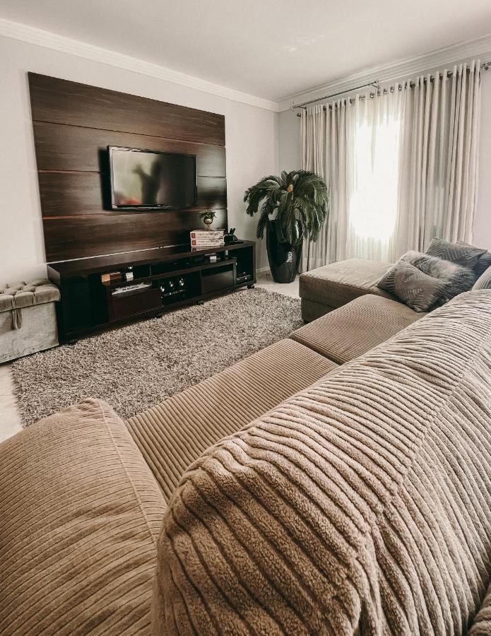 Casa Confortavel Em Local Tranquilo. Rodeio Екстериор снимка